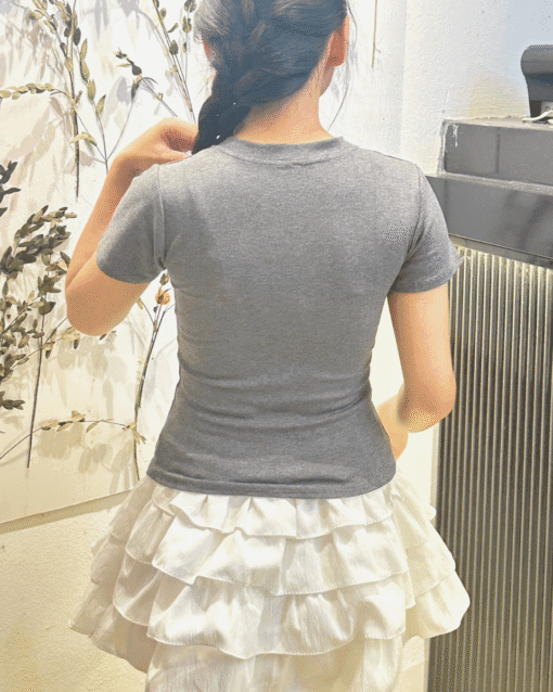 Áo thun nữ basic phối cúc - Ảnh 4